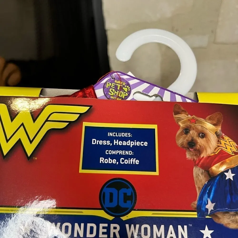Wonder Woman dog costume sz small NEW